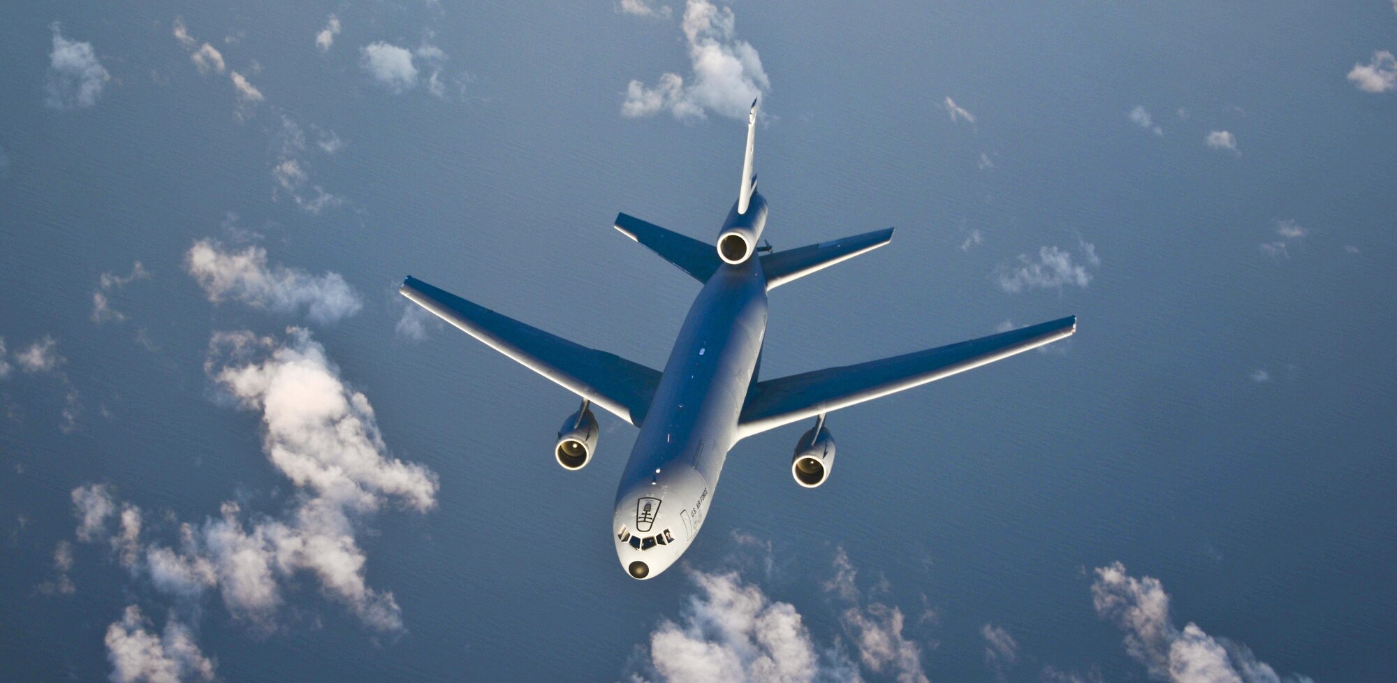 A KC-10 Extender from Travis Air Force Base, California, prepares to refuel another KC-10 over the Pacific Ocean July 14, 2017. KC-10s from Travis AFB supported Exercise Talisman Saber 2017 by conducting various air refueling missions over Australia. TS17 is a biennial exercise in Australia that focuses on bilateral military training between U.S. Pacific Command forces and the Australian Defence Force to improve U.S.-Australia combat readiness, increase interoperability, maximize combined training opportunities and conduct maritime prepositioning and logistics operations in the Pacific. (U.S. Air Force photo by 2nd Lt. Sarah Johnson)