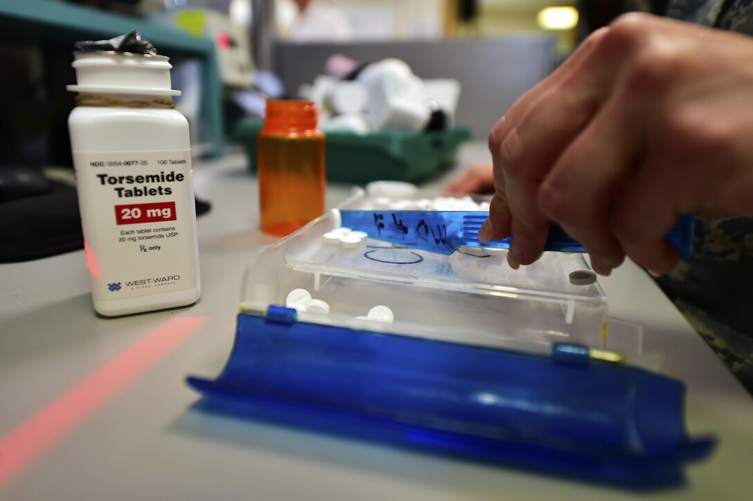 U.S. Air Force Senior Airman Lesley Colletta, 86th Medical Squadron pharmacy technician, prepares a prescription for a patient at Landstuhl Regional Medical Center, Germany, July 13, 2017. Colletta was recently recognized as a Trusted Care Hero by the Air Force Medical Service due to her involvement in preventing a medical error in the neonatal intensive care unit. (U.S. Air Force photo by Staff Sgt. Jonathan Bass)