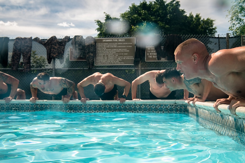 U.S. Marines with Special Purpose Marine Air-Ground Task Force – Southern Command conduct water survival training with U.S. Army soldiers from JTF-Bravo Medical Element at Soto Cano Air Base, June 13, 2017. This week-long training class went over different survival techniques, swimming tips, uniform flotation methods and physical training. (U.S. Air National Guard photo by Master Sgt. Scott Thompson/released)