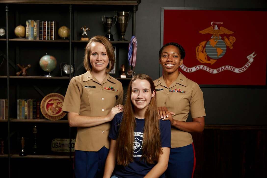 U.S. Marines with 6th Marine Corps District pose for a photo with a student during the Semper Fidelis All- American Program and Battles Won Academy on July 13, 2017. Selected Students from across the Nation, along with their mentors, participate in the Semper Fidelis All- American Program and Battles Won Academy July 13-16, 2017 in Washington D.C, VA. The Semper Fidelis All-American Program and Battles Won Academy celebrate the exceptional qualities demonstrated by an elite group of young athletic leaders