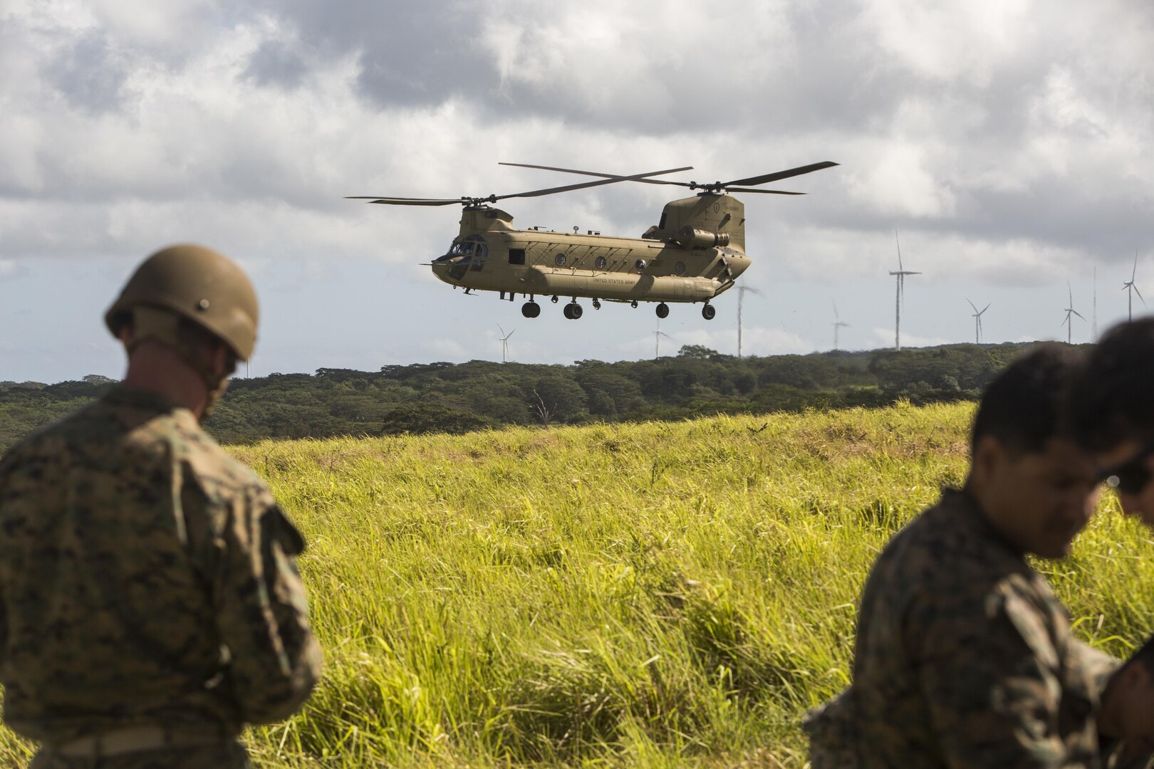 Drop Feet First: Recon Marines Conduct Airborne Jumps > U.S. Indo