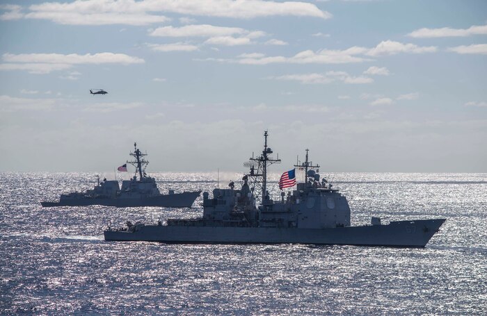 170722-N-YG104-031 CORAL SEA (July 22, 2017) The Ticonderoga-class guided missile destroyer USS Shiloh (CG 67) and the Arleigh-Burke class guided missile destroyer USS Sterett (DDG 104) steam along as ships from the U.S., Australia, and New Zealand sail together in formation to culminate Talisman Saber 17. Talisman Saber is a biennial U.S. bilateral exercise held off the coast of Australia meant to achieve interoperability and strengthen the U.S.-Australia alliance. (U.S. Navy photo by Mass Communication Specialist 2nd Class Sarah Villegas/Released)
