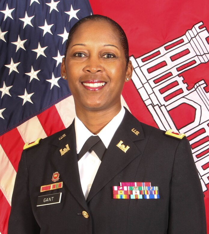 Col. Antoinette Gant assumed command of the U.S. Army Corps of Engineers, Louisville District, on July 27, 2017, where she provides strategic direction, command and control for the district in execution of civil, military and environmental programs.