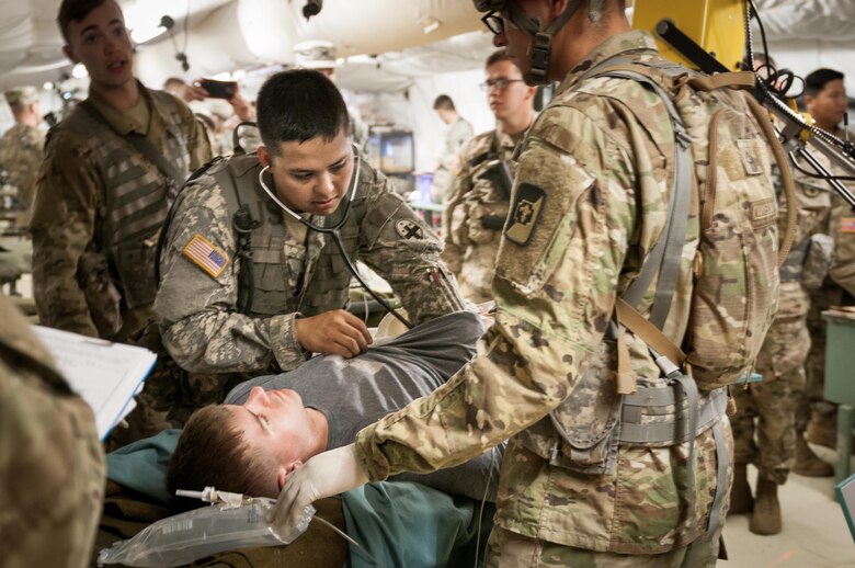 Combat Support Hospital Encourages Integration Among Services U S Army Reserve News Display