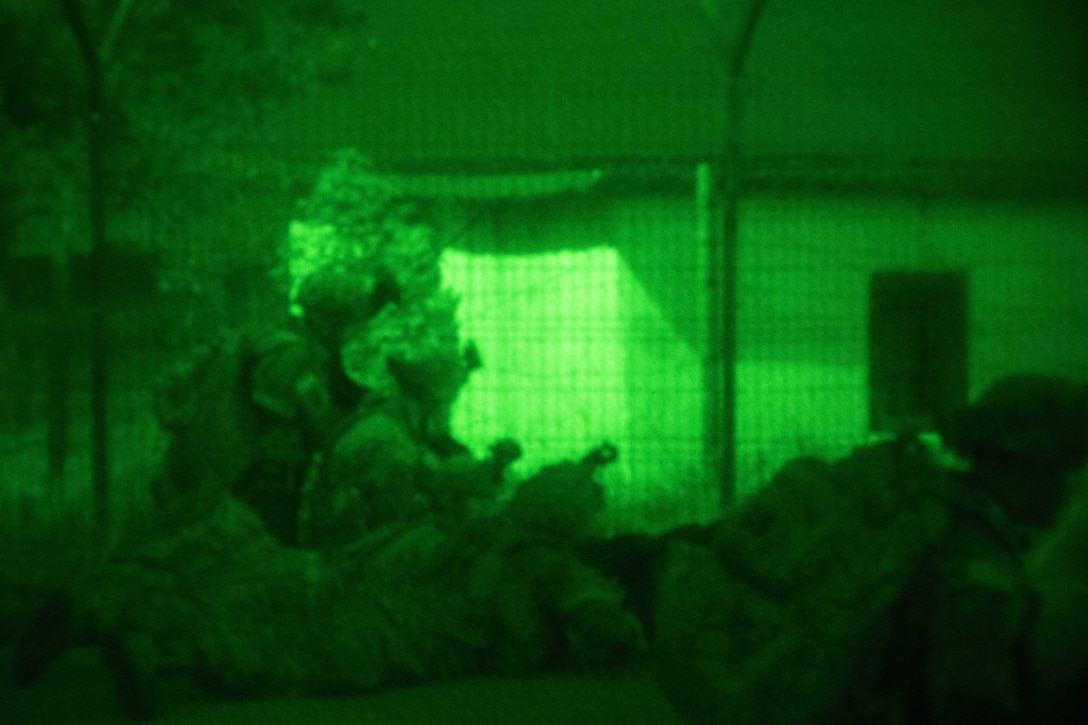 U.S., Romanian and Italian soldiers conduct a night operation during Exercise Swift Response 17, part of Saber Guardian 17, in Turzii, Romania, July 22, 2017, . Army photo by Spc. CaShaunta Q. Williams