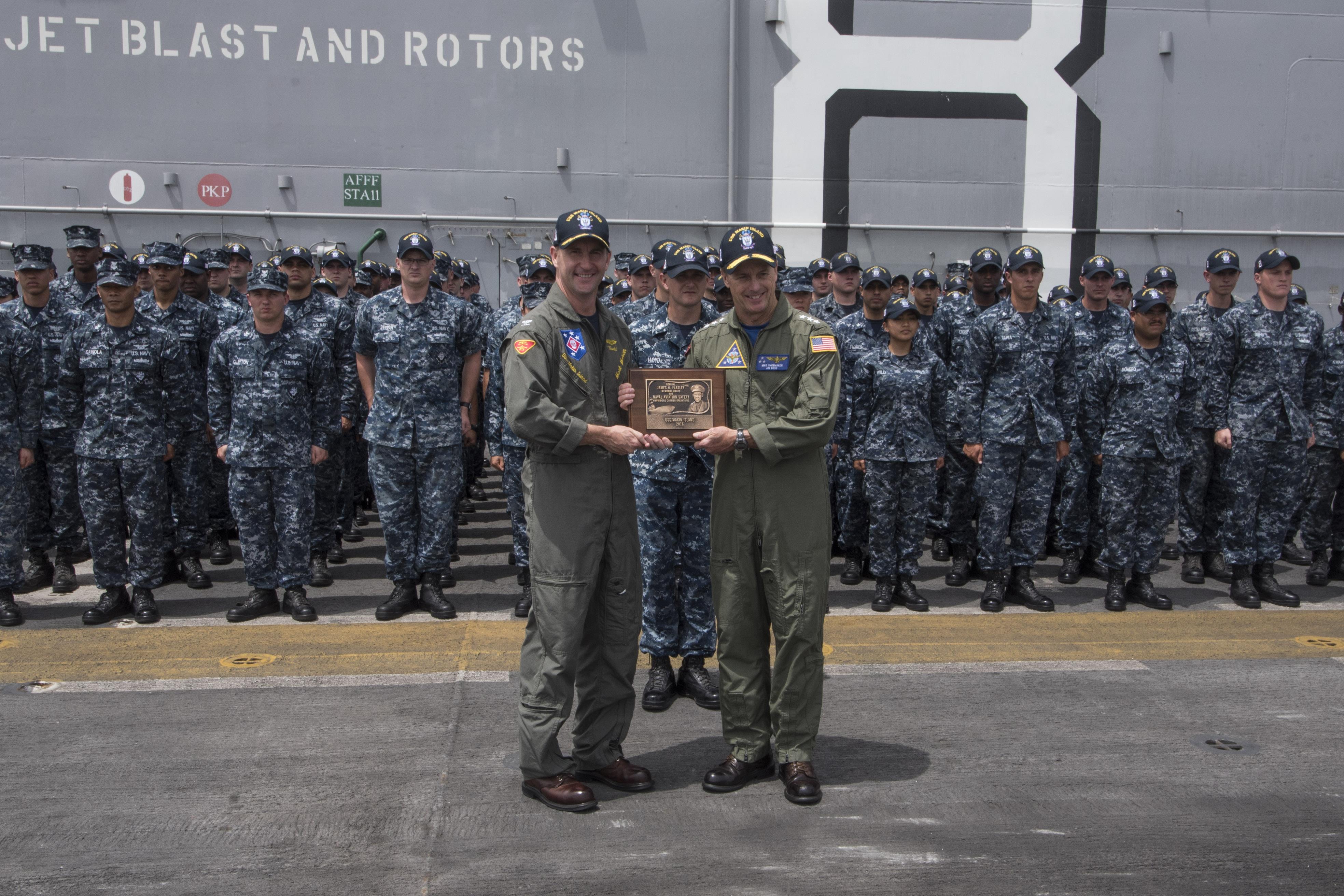 Air Boss Presents Admiral Flatley Award to USS Makin Island > U.S. Indo