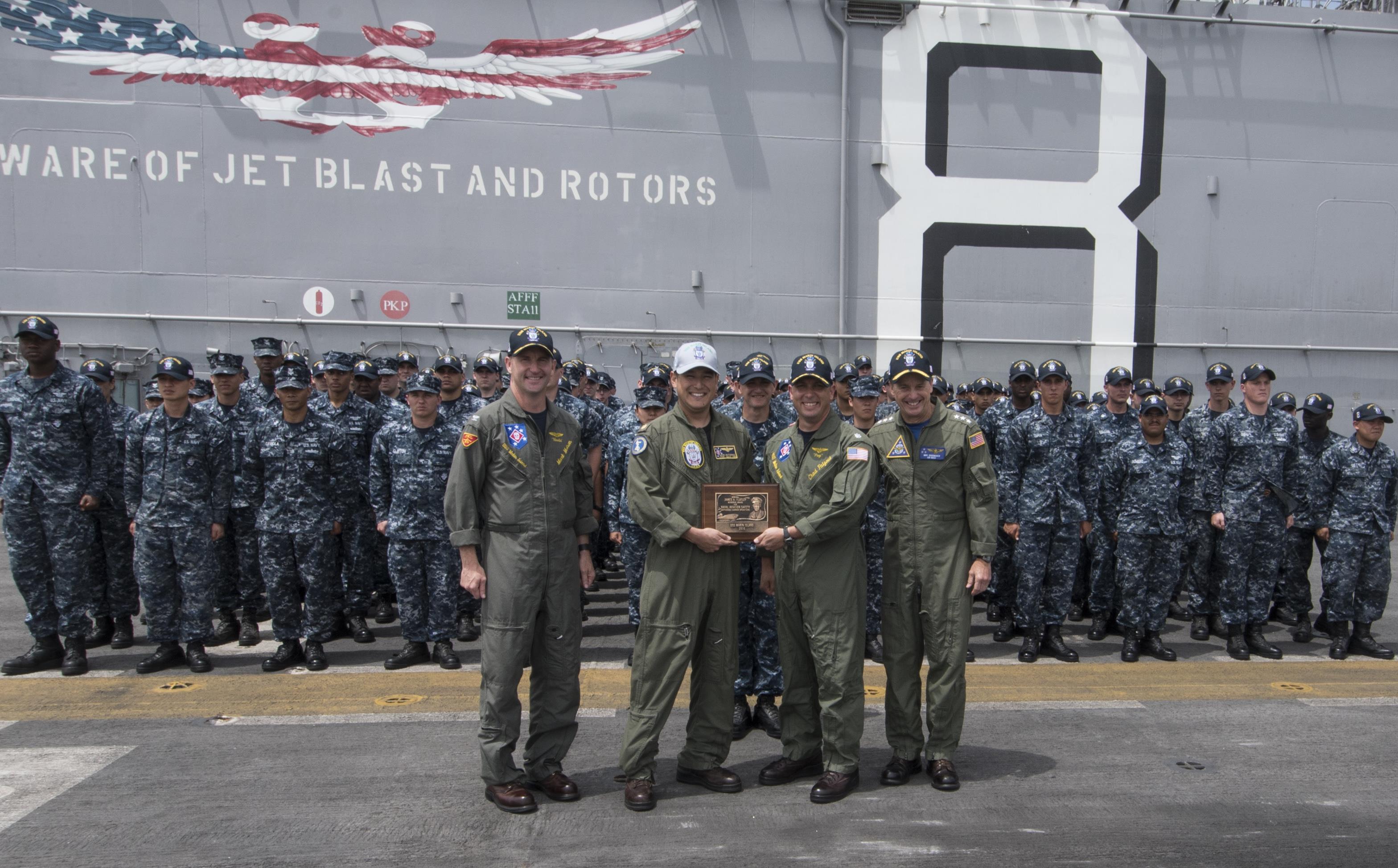 Air Boss Presents Admiral Flatley Award to USS Makin Island > U.S. Indo