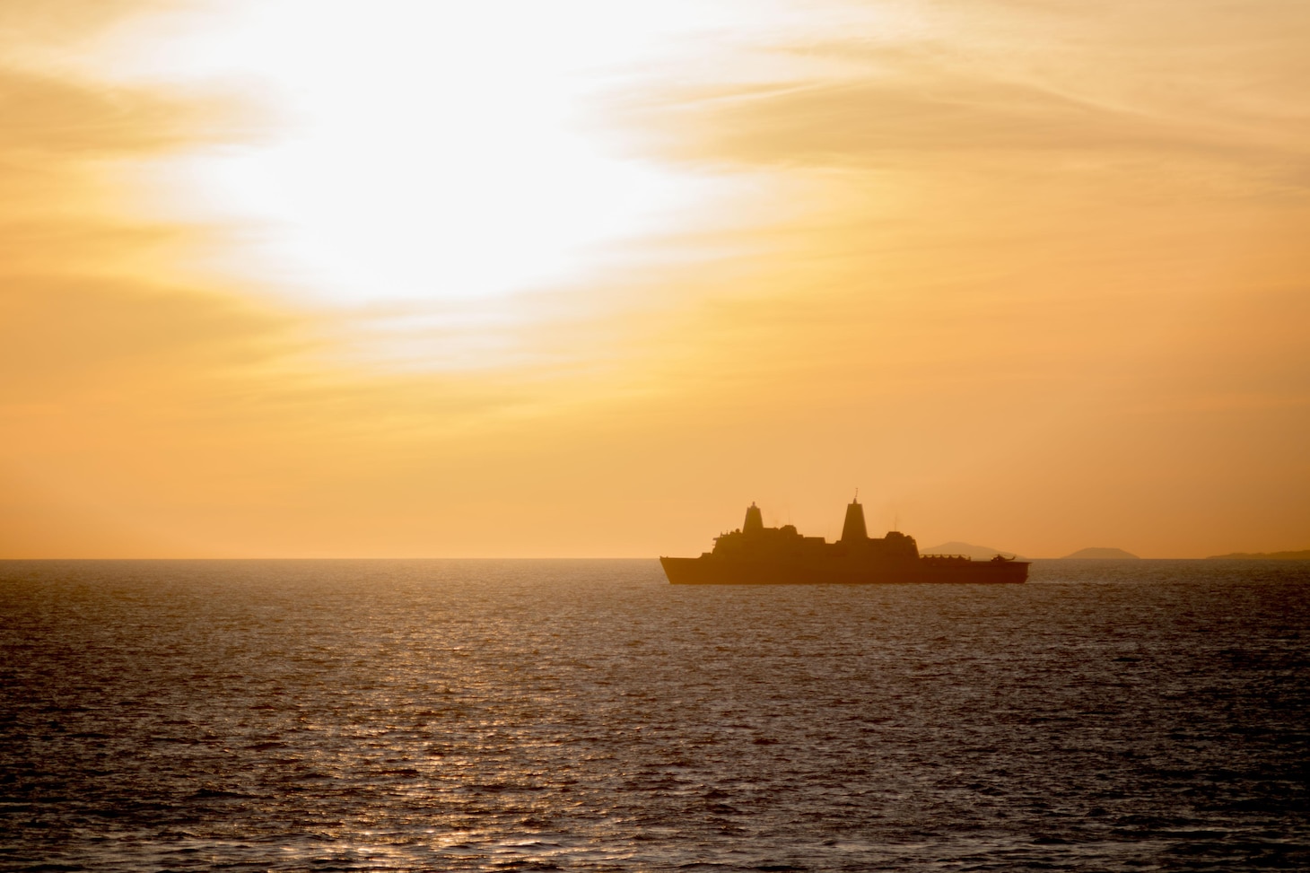 CORAL SEA (July 24, 2017) The amphibious transport dock
USS Green Bay (LPD 20) patrols waters off the coast of Australia after the completion of Talisman Saber 2017. Talisman Saber is a biennial U.S.-Australia bilateral exercise held off the coast of Australia meant to achieve interoperability and strengthen the U.S.-Australia alliance. (U.S. Navy photo by Mass Communication Specialist 3rd Class Jonathan Clay/Released)