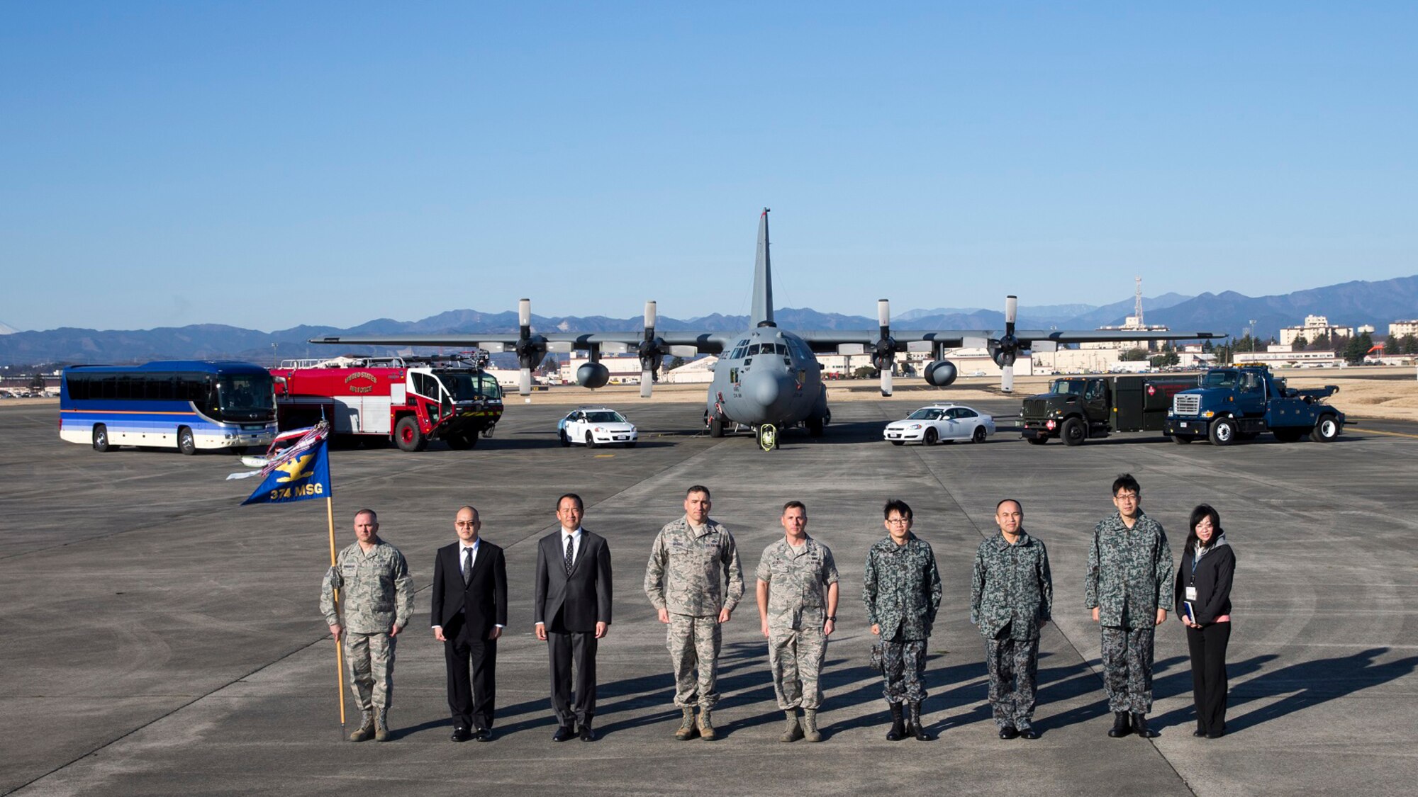 The 374th Mission Support Group leadership and Japan Air Self-Defense Force Operations Support Wing leadership stand for a group photo at Yokota Air Base, Japan, March 15, 2016. JASDF Col. Shunichi Araki, formerly the Operations Support Wing, Air Defense Command vice commander, received a U.S. Air Force Commendation Medal for his and his teams dedicated efforts of enhancing bilateral partnerships between the U.S. and Japan. (U.S. Air Force photo by Osakabe Yasuo)