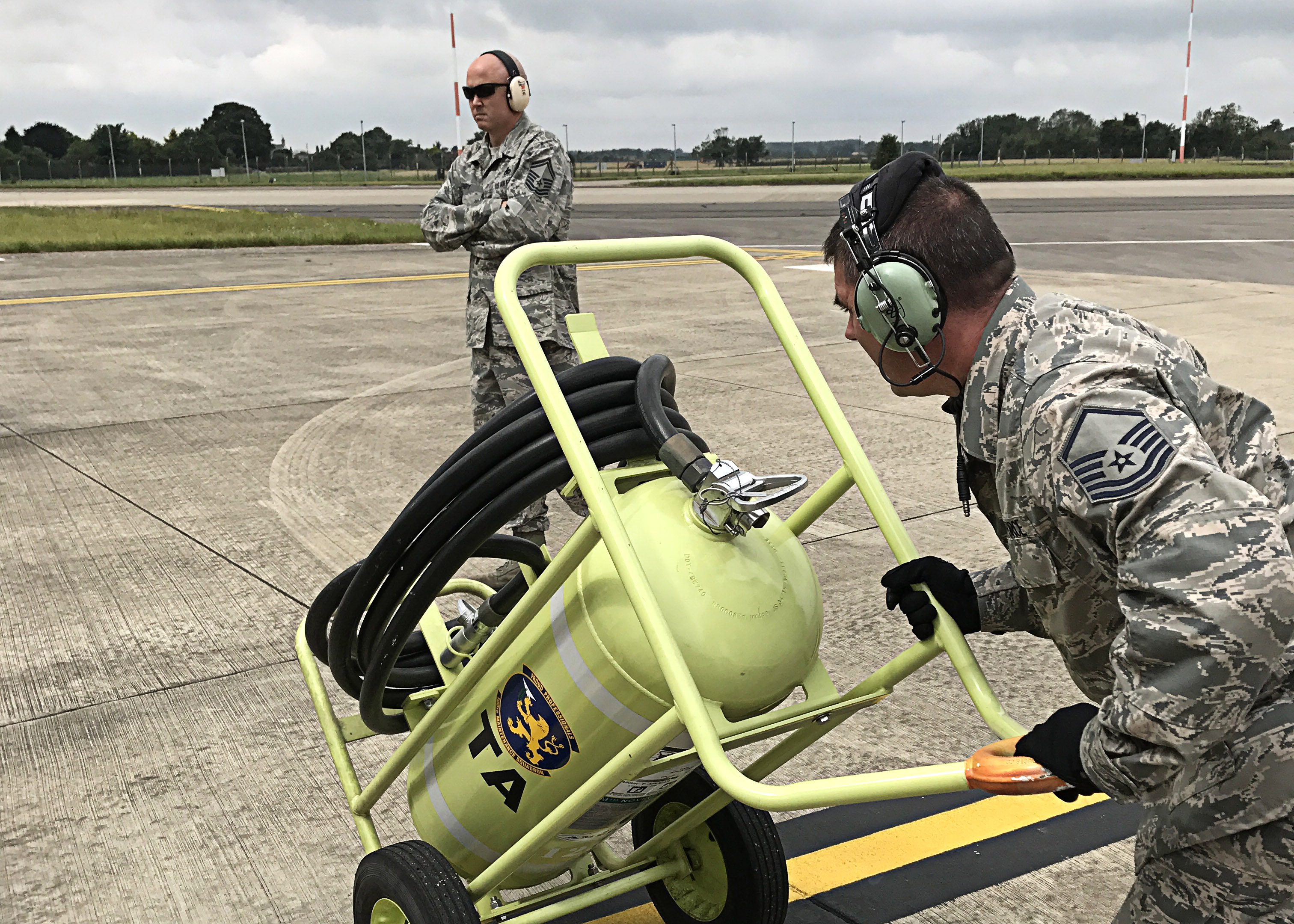 Reservists maintain aircraft, relationships via Operation Atlantic Resolve