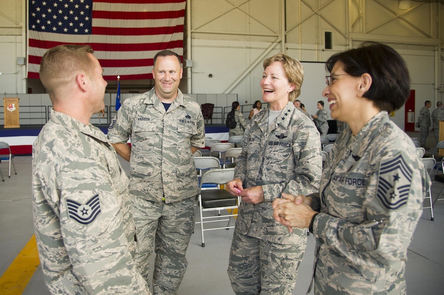 Reservists talk with Air Force Reserve senior leaders July 15, 2017, at Beale Air Force Base, California. Lt. Gen. Maryanne Miller, Air Force Reserve Command commander and Chief of the Air Force Reserve, and Chief Master Sgt. Ericka Kelly, AFRC command chief, visited reservists at Beale during their July unit training assembly. (U.S. Air Force photo by Senior Airman Tara R. Abrahams)