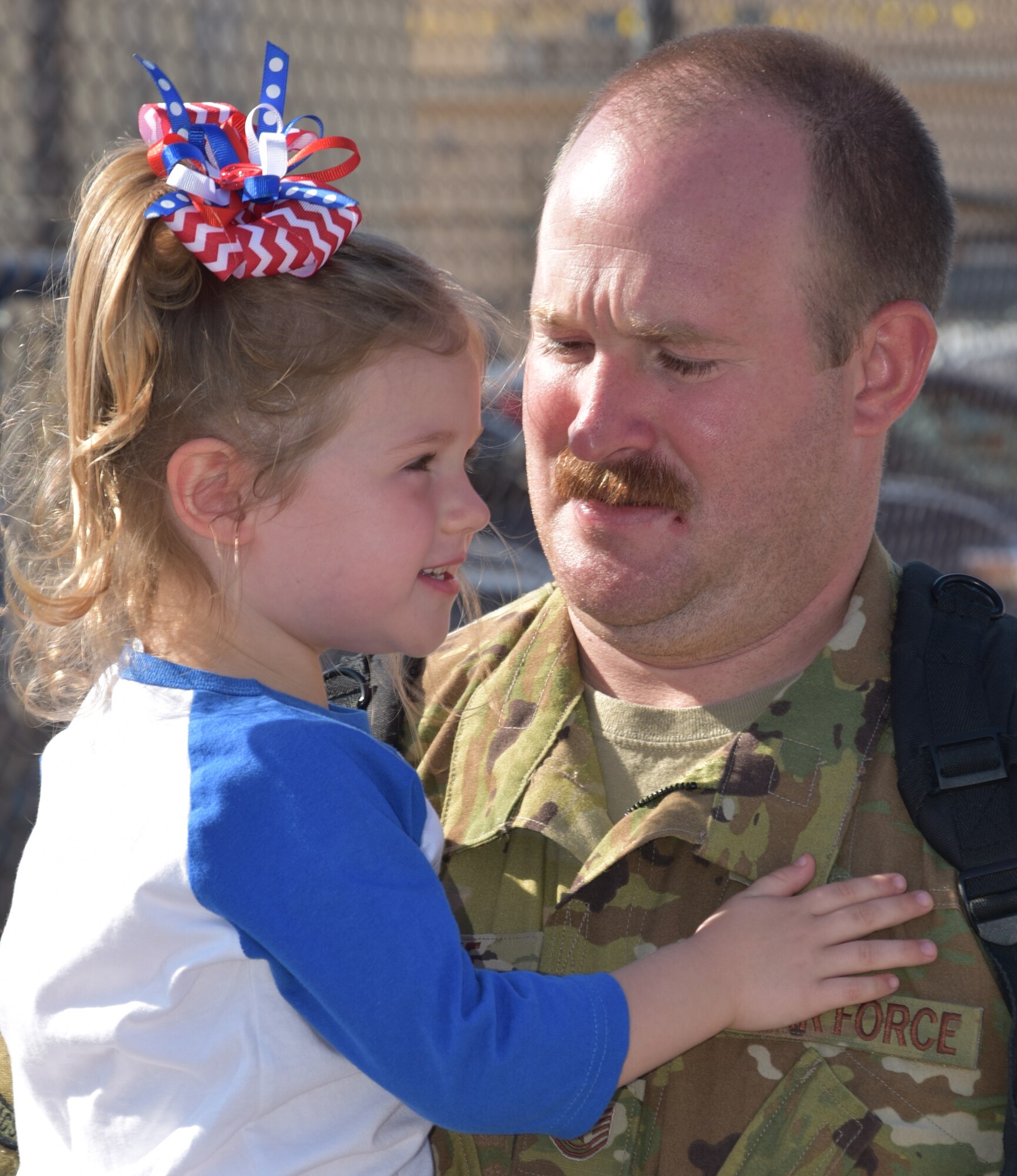 Approximately 160 members of the 964th Airborne Air Control Squadron returned to Tinker on 19 Jul 17, after more than four months of deployment to Southwest Asia.  Hundreds of family members, friends and squadron teammates were on hand to welcome them home. 