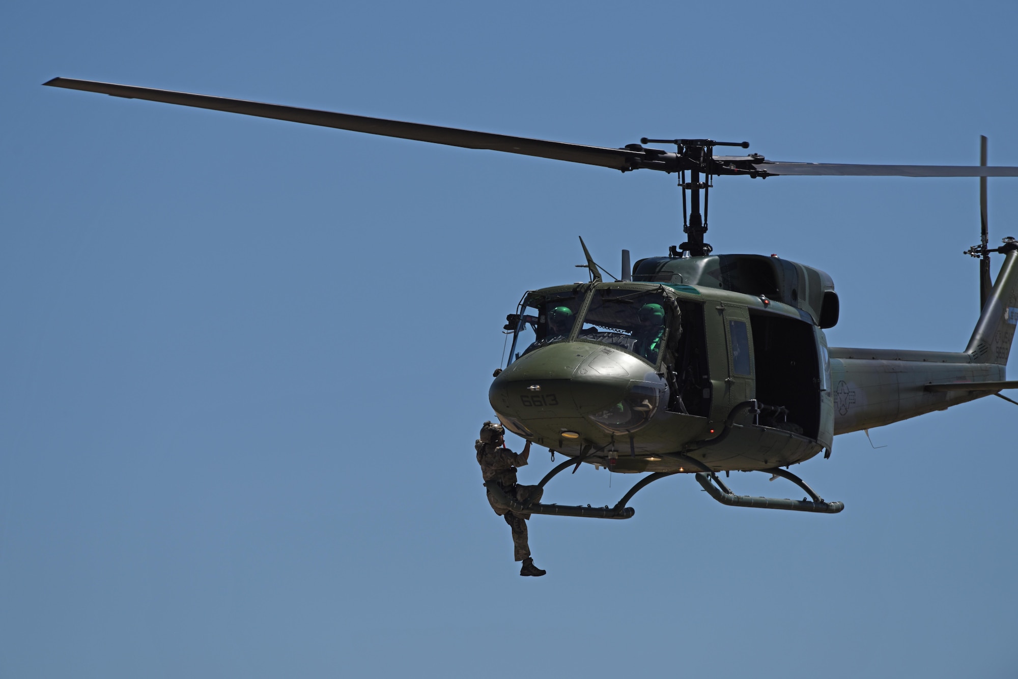 Airmen with the 36th Rescue Squadron perform a simulated combat search and rescue during the 2017 Skyfest Air Show and Open House July 29, 2017, at Fairchild Air Force Base, Washington. The 36th RQS at Fairchild is part of the 58th Special Operations Wing, Kirtland, New Mexico. (U.S. Air Force photo/Airman 1st Class Jesenia Landaverde)