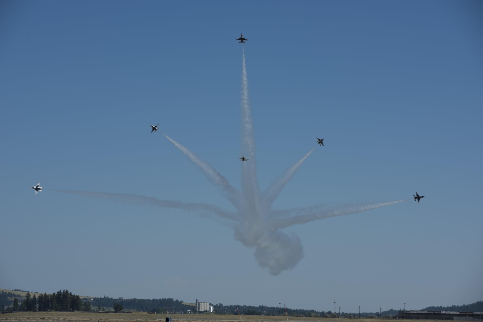 Six F-16 Fighting Falcons from the U.S. Air Force Aeiral Demostration Squadron, the Thunderbirds, break formation at the Skyfest 2017 air show and open house July 29, 2017, at Fairchild Air Force Base, Washington. The Thunderbird's aircraft maintainers are considered some of the best in the Air Force for their ability to keep the team's F-16 Fighting Falcons performing consistently. (U.S. Air Force photo / Airman 1st Class Ryan Lackey)