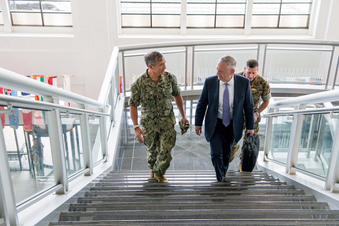 Defense Secretary Jim Mattis talks with Navy Adm. Harry B. Harris Jr., commander of U.S. Pacific Command, at Camp H. M. Smith, Hawaii, May 31, 2017. DoD photo by Air Force Staff Sgt. Jette Carr