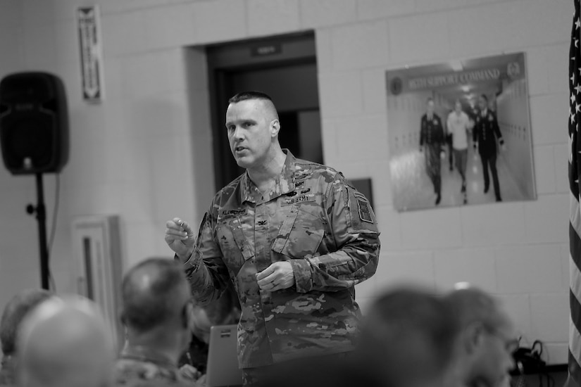 Col. Shawn Klawunder, First Army chief of staff, addresses command teams and Brigade Support Element staff members during a New Command Teams Orientation held at 85th Support Command Headquarters in Arlington Heights, Ill., May 19-20, 2017. The orientation gave battalion command teams and Brigade Support Element staffs assigned to 85th Support Command, but operationally controlled by First Army, a better understanding of the practices and procedures that make up the hybrid relationship between First Army and the 85th SPT CMD. (U.S. Army photo by Master Sgt. Anthony L. Taylor)