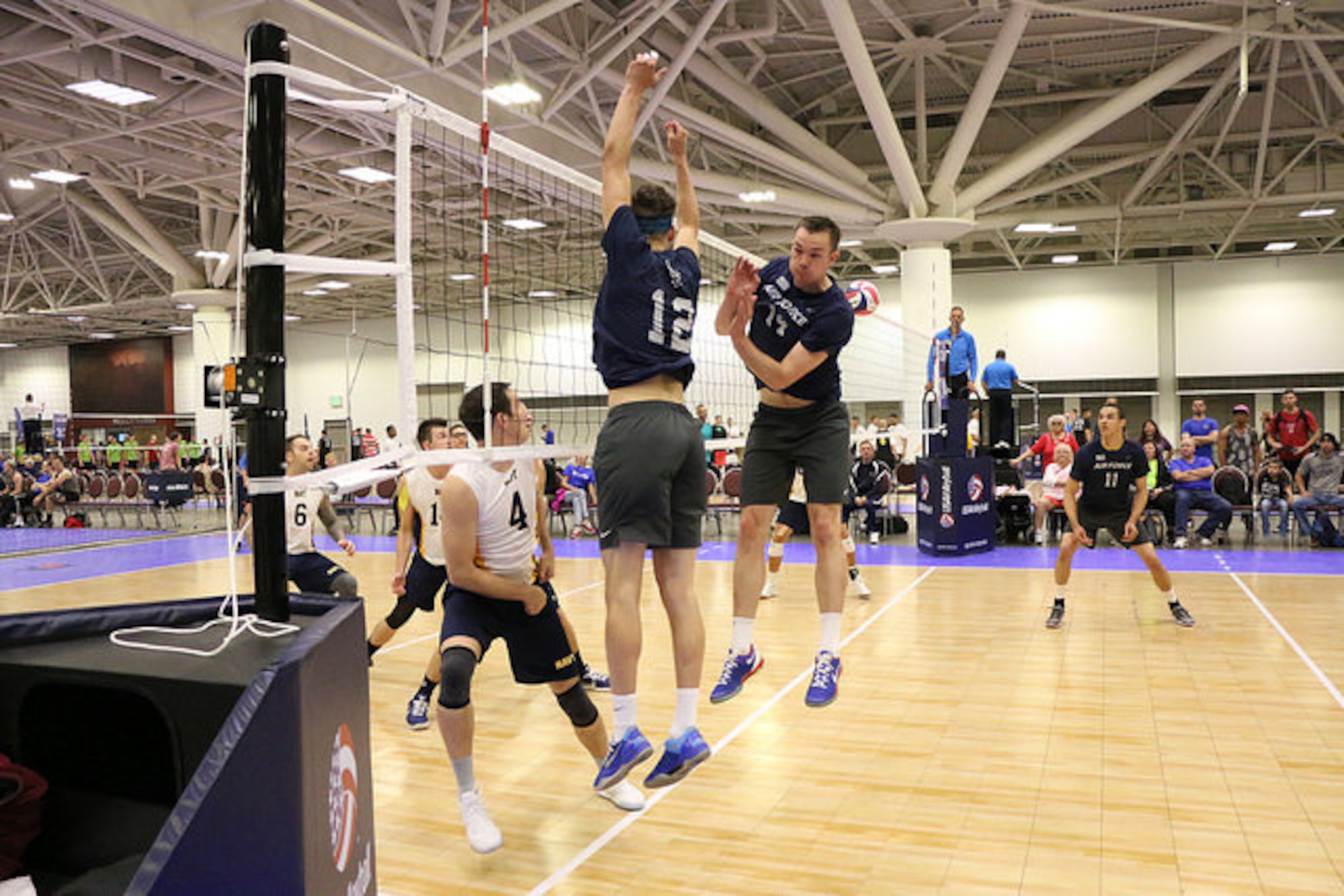 The Air Force men's volleyball team didn't surrender a set as it went undefeated in pool play. Overall, Air Force finished 6-2 and ninth out of 58 teams as part of the USA Volleyball Nationals.