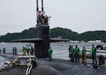 The Los Angeles-class attack submarine USS Olympia (SSN 717) prepares to moor at Fleet Activities Yokosuka for a port visit, May 31, 2017. U.S. Navy port visits represent an important opportunity to promote stability and security in the Indo-Asia-Pacific region, demonstrate commitment to regional partners and foster relationships.