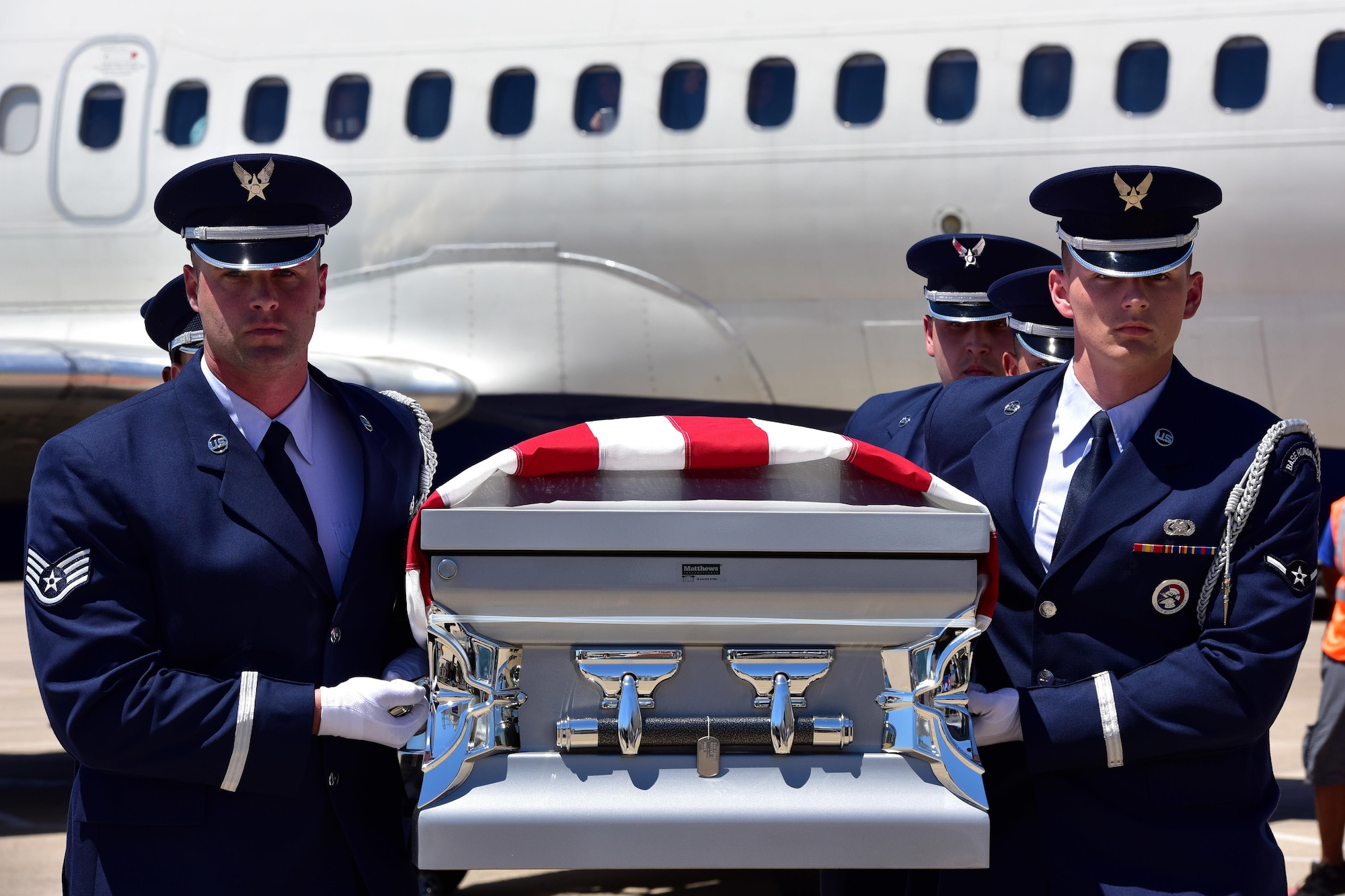 An Air Force honor guard team transfers the remains of Staff Sgt. Robert Dale Van Fossen, of Greenbrier, Ark., May 25, 2017, at the Bill and Hillary Clinton National Airport. Van Fossen died Nov. 22, 1952, when a Douglas C-124A-DL Globemaster II  went down. The aircraft took off from McChord Air Base in Tacoma, Wash., headed for Elmendorf Air Force Base near Anchorage, Ala., with a crew of 11. Van Fossen was one of 41 passengers aboard the aircraft. Prior to enlisting in the Air Force in 1949, Van Fossen served in the Arkansas Army National Guard from 1947 through 1949. (U.S. Air Force photo/Staff Sgt. Jeremy McGuffin)