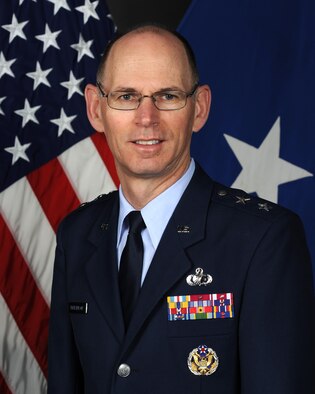 Maj Gen Duke Richardson official photo
