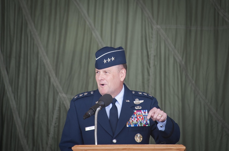 Lt. Gen. Brandon Webb, Air Force Special Operations Command commander, speaks at the 27th Special Operations Wing’s change of command ceremony at Cannon Air Force Base, N.M., Jun. 2, 2017. Col. Benjamin Maitre relieved his position as 27th SOW commander to Col. Stewart Hammons. (U.S. Air Force Photo by Senior Airman Lane T. Plummer)