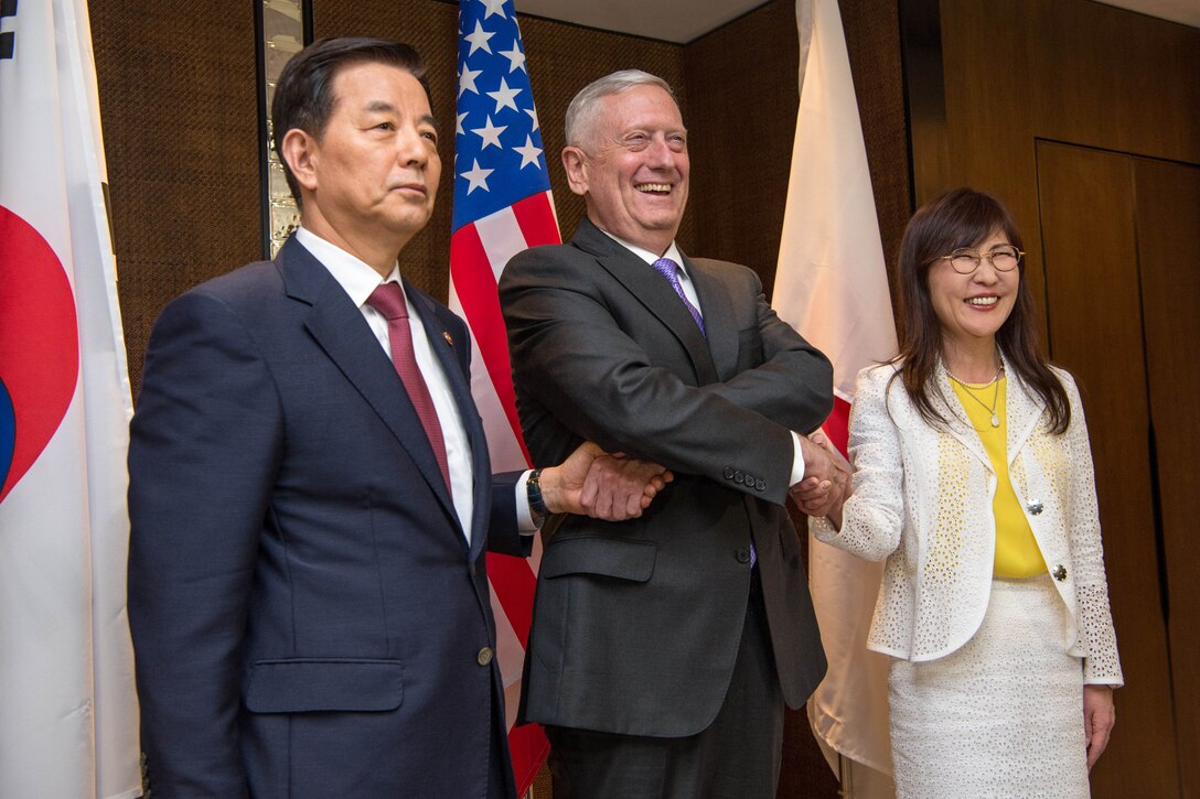 Secretary of Defense Jim Mattis meets with South Korean Defense Minister Han Min-goo and Japanese Defense Minister Tomomi Inada during the Shangri-La Dialogue in Singapore, June 3, 2017. DoD photo by Air Force Staff Sgt. Jette Carr