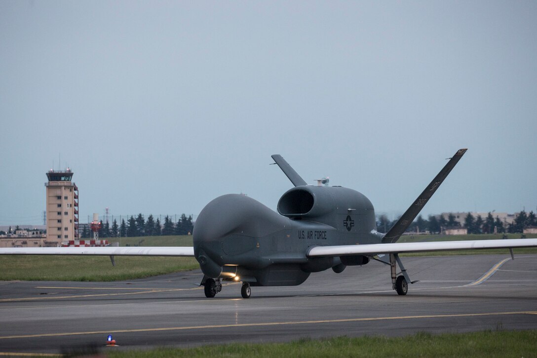 An RQ-4 Global Hawk assigned to the 69th Reconnaissance Group Detachment 1, taxis down the flightline at Yokota Air Base, Japan, June 1, 2017. The Global Hawk supports U.S. intelligence, surveillance and reconnaissance priorities, operational plans, and contingency operations throughout the Pacific theater. (U.S. Air Force photo by Yasuo Osakabe)