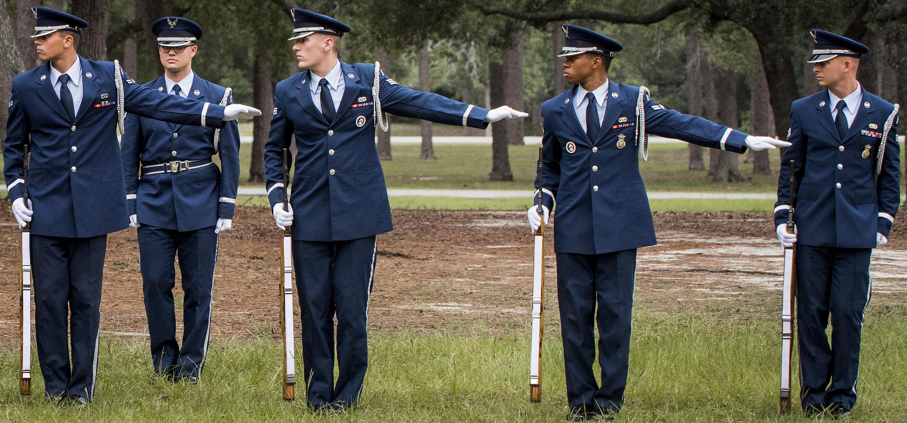 honor-guard-graduation-june-2017