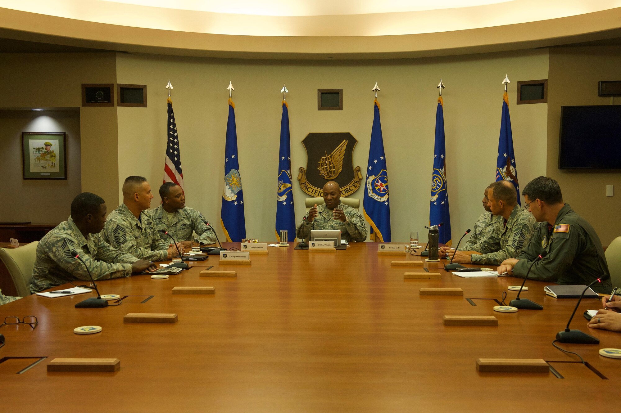 Chief Master Sgt. of the Air Force Kaleth O. Wright speaks with chiefs during his visit to Headquarters Pacific Air Forces at Joint Base Pearl Harbor-Hickam, Hawaii, June 2, 2017. The visit is an opportunity for Wright to interact with PACAF Airmen, receive mission briefs and views on key issues across the PACAF area of responsibility. (U.S. Air Force photo/Tech. Sgt. Kamaile Chan)