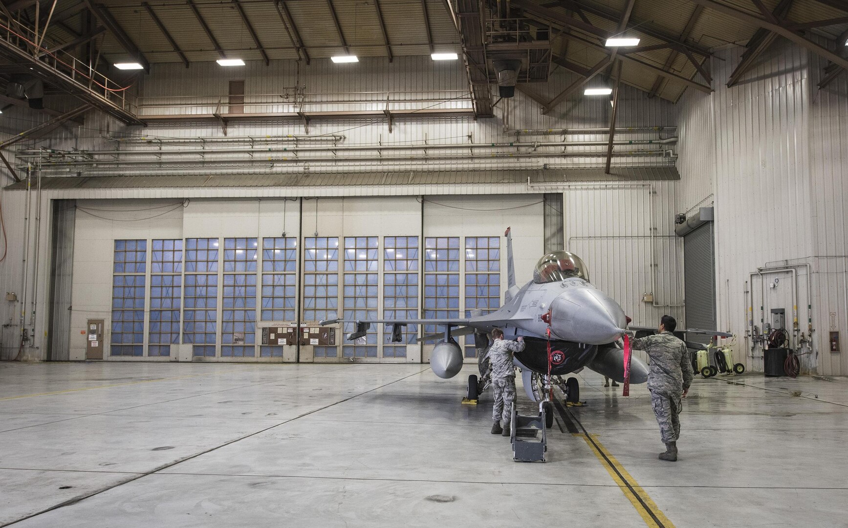 Misawa Airmen Give Fighting Falcons A Face Lift > U.s. Indo-Pacific Command  > 2015