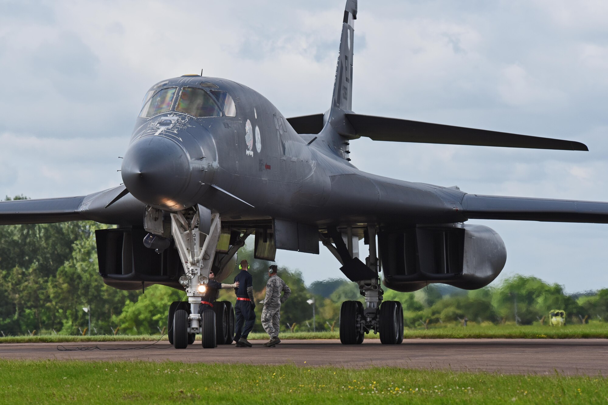 A B-1B Lancer assigned to Ellsworth Air Force Base, S.D., receives maintenance on the tarmac at Royal Air Force Fairford, U.K., June 7, 2017. Approximately 800 Striker Airmen from Air Force Global Strike Command are participating in joint and combined exercises in the European theatre with 14 allied and partner nations, enhancing the Air Force’s interoperability and resiliency with allied nations. (U.S. Air Force photo by Tech. Sgt. Miguel Lara III)