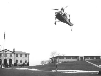 Air Station Salem, Massachusetts
Sikorsky HNS-1 demonstration, circa 1952.
Courtesy of the Pterodactyls.
