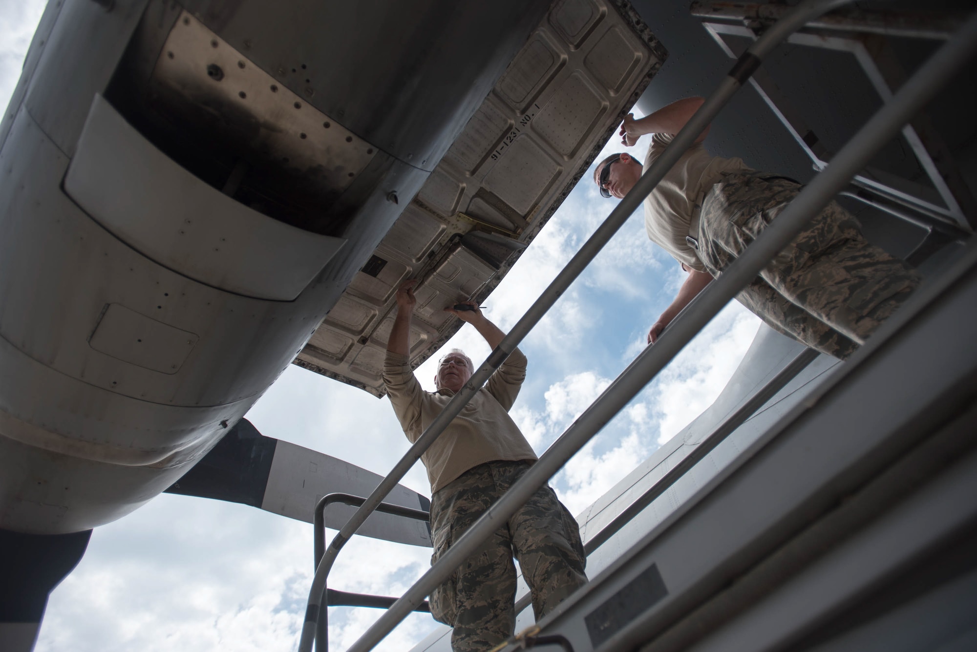 Tech. Sgt. Jack Neil (left) and Staff Sgt. Jeremy Kelly, engine mechanics with the Kentucky Air National Guard’s 123rd Maintenance Squadron, inspect the engine of a C-130 Hercules after a flight at Naval Station Rota, Spain, on April 26, 2017, during Exercise African Lion. Multiple units from the U.S. Marine Corps, U.S. Army, U.S. Navy, U.S. Air Force and the Kentucky and Utah Air National Guards conducted multilateral and stability operations training with units from the Royal Moroccan Armed Forces in the Kingdom of Morocco during the exercise, which ran from April 19 to 28. The annual combined multilateral exercise is designed to improve interoperability and mutual understanding of each nation’s tactics, techniques and procedures while demonstrating the strong bond between the nations’ militaries. (U.S. Air Force photo by Master Sgt. Phil Speck)