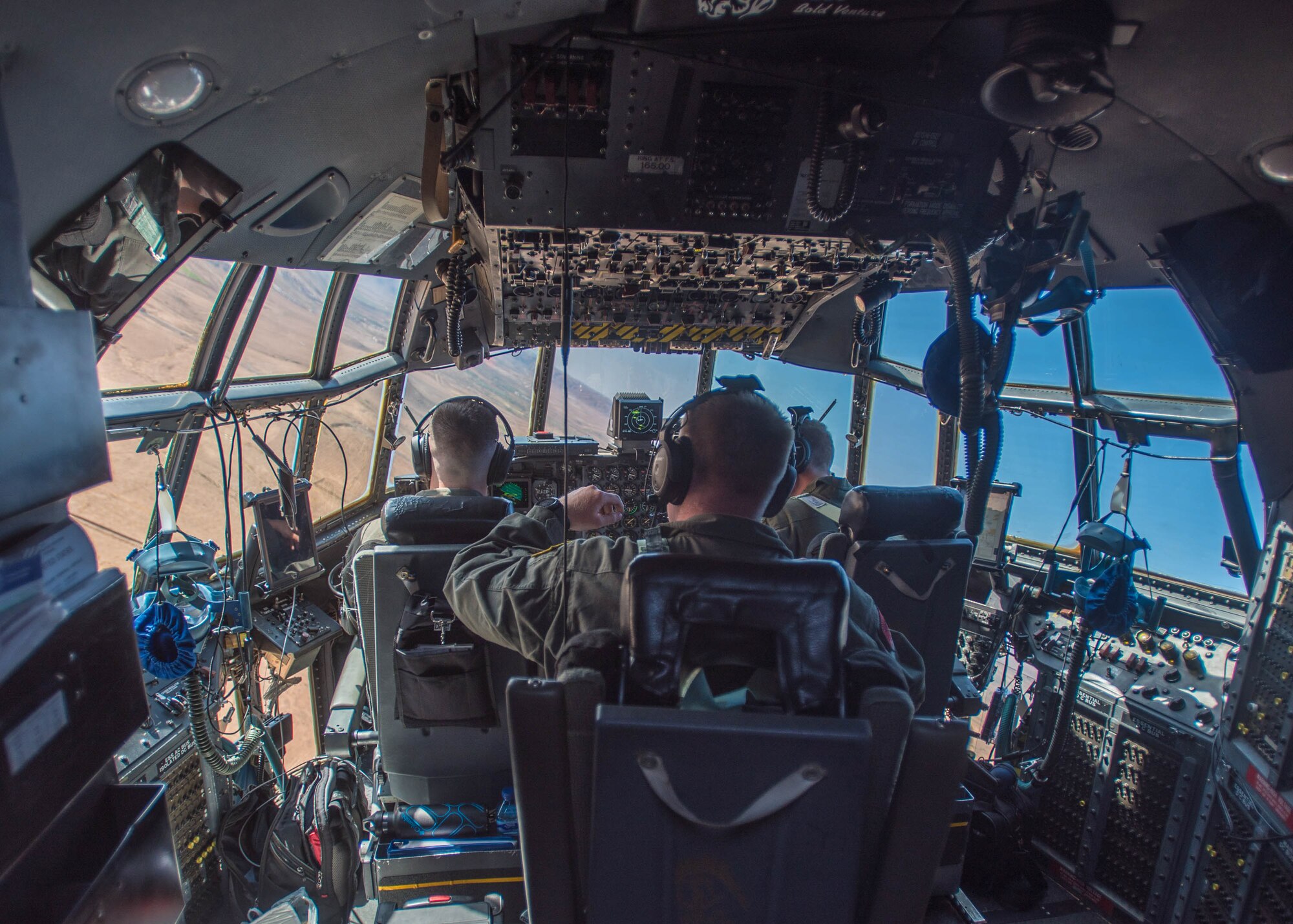 Aircrew members from the Kentucky Air National Guard’s 165th Airlift Squadron turn to final approach before landing a 123rd Airlift Wing C-130 Hercules into Guelmim, Morocco, on April 27, 2017, during Exercise African Lion. Multiple units from the U.S. Marine Corps, U.S. Army, U.S. Navy, U.S. Air Force and the Kentucky and Utah Air National Guards conducted multilateral and stability operations training with units from the Royal Moroccan Armed Forces in the Kingdom of Morocco during the exercise, which ran from April 19 to 28. The annual combined multilateral exercise is designed to improve interoperability and mutual understanding of each nation’s tactics, techniques and procedures while demonstrating the strong bond between the nations’ militaries. (U.S. Air Force photo by Master Sgt. Phil Speck)