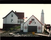 Light Station Boston, Massachusetts
Original caption: none; photo dated 1998; Photo No. 98-306; photographer unknown.