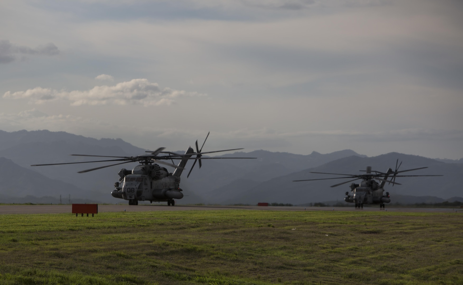 Marines with the Aviation Combat Element, Special Purpose Marine Air-Ground Task Force –Southern Command, taxi down the runway in CH-53E Super Stallion helicopters June 1, 2017, at Soto Cano Air Base, Honduras. The main body of SPMAGTF-SC arrived in Honduras to begin their six-month deployment in Central America. The task force, comprised of approximately 300 Marines from both active and reserve components, will operate in Belize, El Salvador, Guatemala and Honduras from June to November to conduct engineering projects and build upon security cooperation efforts and established relationships in the region. (U.S. Marine Corps photo by Sgt. Ian Leones)