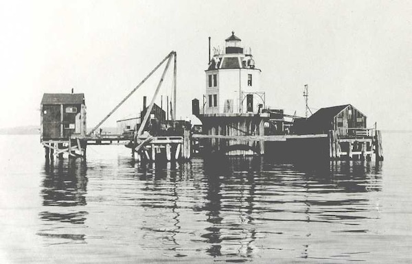 Baltimore Light, Maryland; no photo number; copy negative number 072365-11; "Baltimore Light, 1901"; photographer unknown.