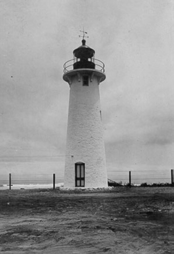 Barber's Point Lighthouse, Hawaii
FIRST BARBER'S POINT LIGHT TOWER, CIRCA 1915
