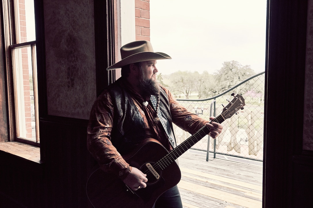 The Air Force Services Activity is sponsoring concerts by Sundance Head, winner of "The Voice" season 11 in December 2016. He will perform for Airmen and families at 10 installations. (Meredith Truax courtesy photo)