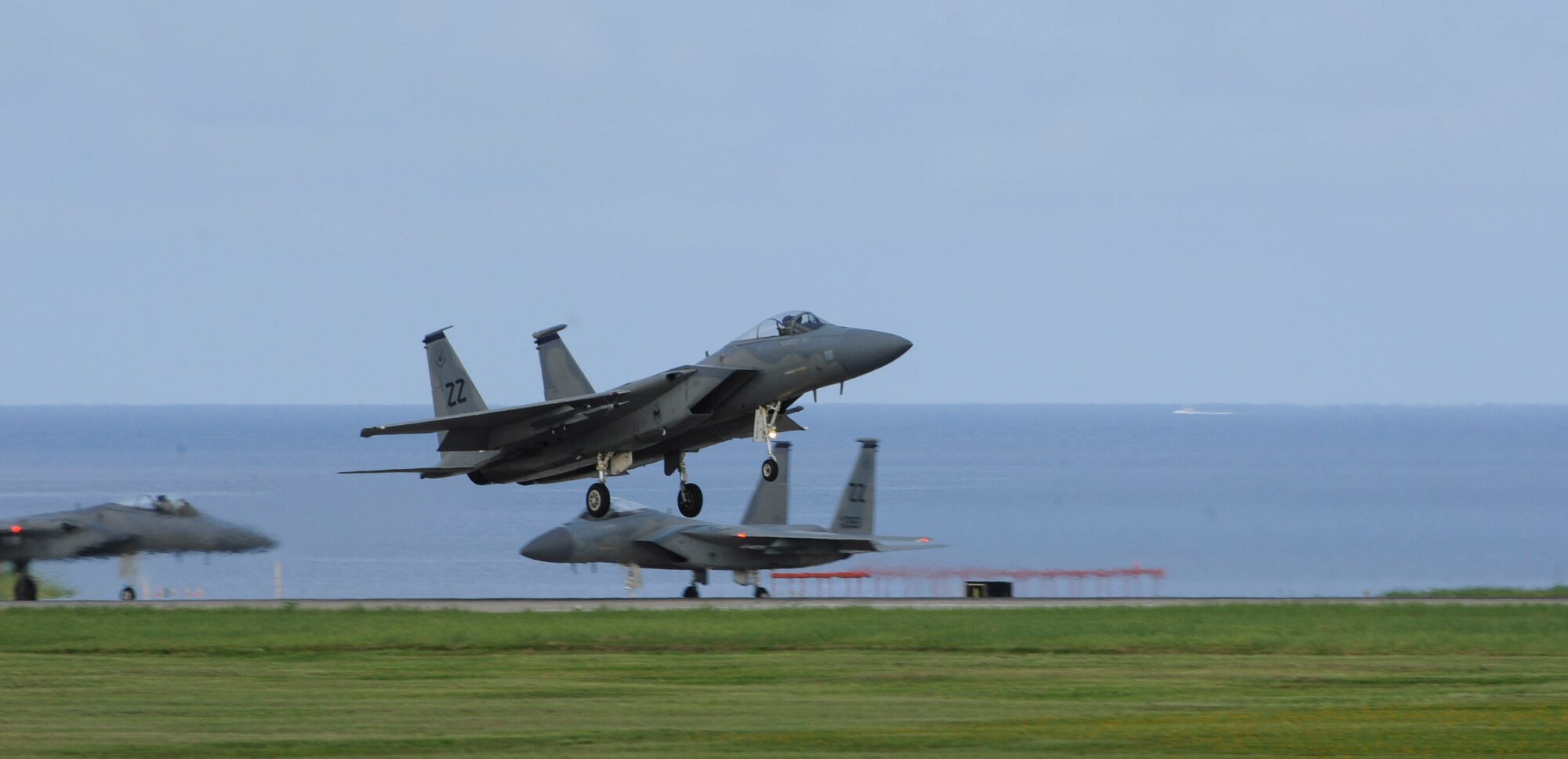 A U.S. Air Force F-15 Eagle assigned to the 44th Fighter Squadron lands on the runway June 7, 2017, at Kadena Air Base, Japan. The 44th FS is one of two F-15 Eagle units in the Asian-Western Pacific area of operations. (U.S. Air Force photo by Senior Airman Lynette M. Rolen)