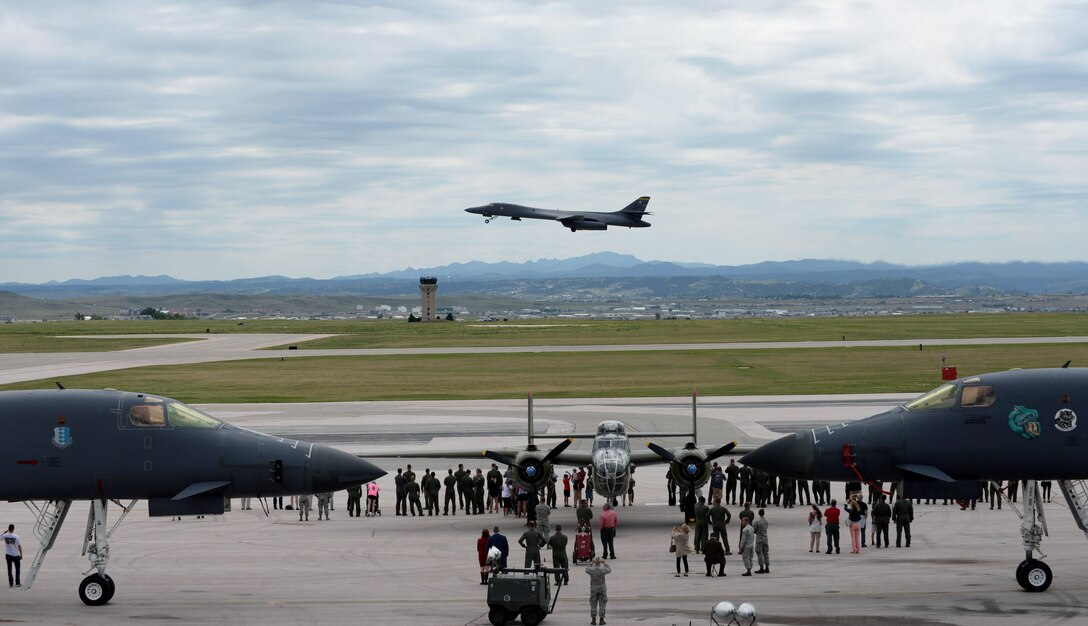 A B-1 bomber conducts a combat departure at Ellsworth Air Force Base, S.D., June 12, 2017. A combat departure is a tactic designed to defeat possible threats in the vicinity of the air field during takeoff. (U.S. Air Force photo by Senior Airman Denise Jenson)