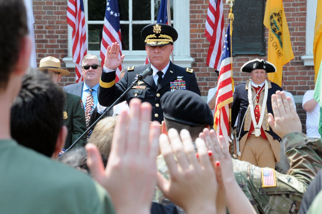 Maj. Gen. Troy D. Kok, commanding general of the U.S. Army Reserve’s 99th Regional Support Command, gives the oath of enlistment June 14 to almost 50 new Army recruits during the Stripes and Stars Festival celebrating the U.S. Army 242nd birthday at Independence Hall in Philadelphia.