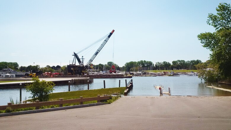 Photo shows dredging operations taking place in the Genessee River, as part of the Rochester Harbor dredging project that culimated in June 2017.