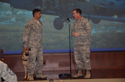 Col. Steven M. Gorski (right), commander of the Air Force Technical Applications Center, Patrick AFB, Fla., expresses his admiration to Staff Sgt. August O’Niell, the first Air Force pararescue amputee, during AFTAC’s Combat Airman Fitness Day May 22, 2017.  O’Niell spoke to the nuclear treaty monitoring center personnel about resiliency and overcoming adversity.  (U.S. Air Force photo by Susan A. Romano)