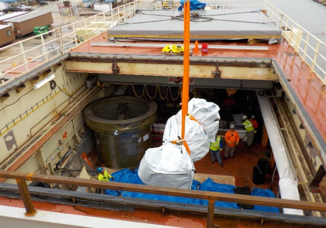 In October 2015, the first low-level radiological waste was removed from the STURGIS as part the ongoing decommissioning of reactor aboard the Army’s retired floating nuclear power plant in Galveston, Texas. This removal of the spent fuel rod transfer cask and the spent control rod transfer cask was a significant milestone in the STURGIS decommissioning effort as it marked the beginning of the Corps of Engineers’ radiological decommissioning.