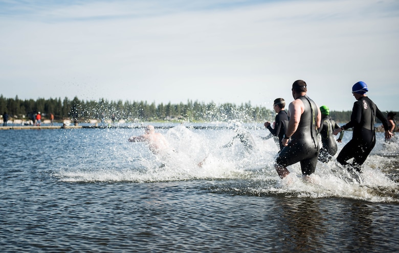 Rezultat iskanja slik za triathlon