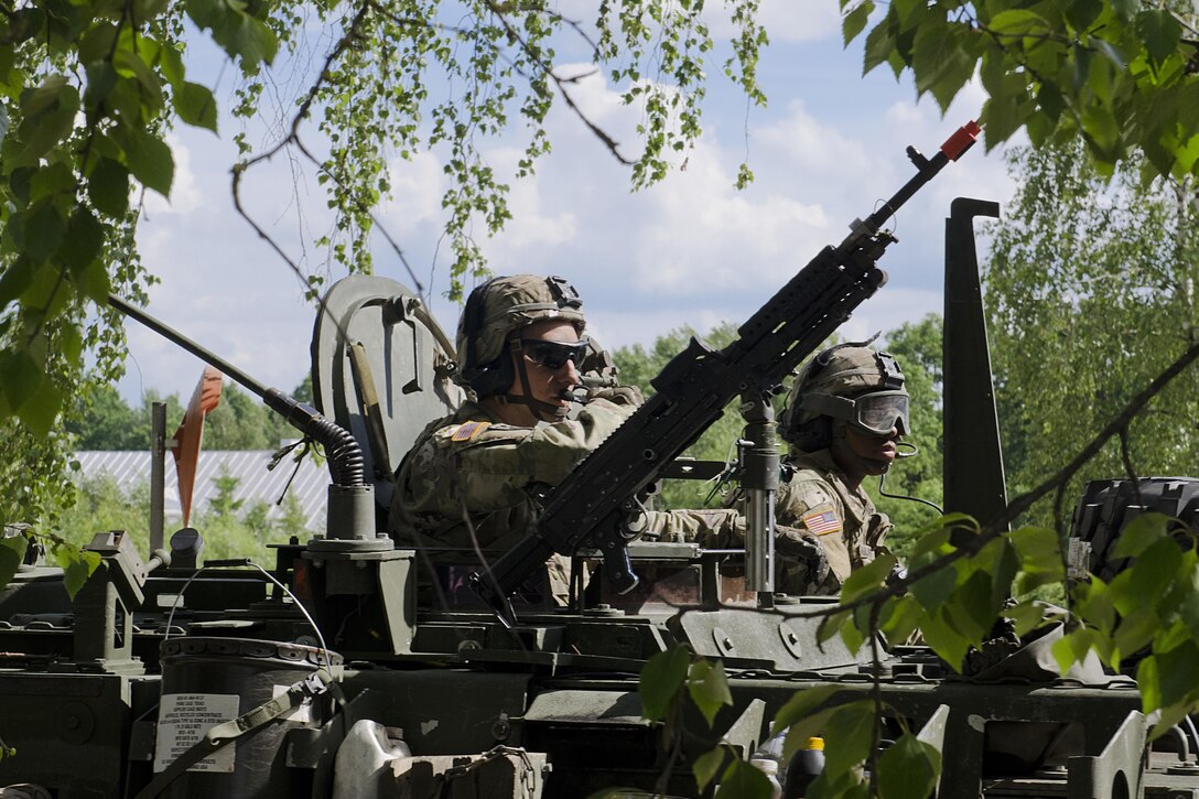 Soldiers with Enhanced Forward Presence Battle Group Poland arrive in Rukla, Lithuania, after 2-day tactical road march across Eastern Europe, June 18, 2017, as part of exercise Saber Strike 17 (U.S. Army/Justin Geiger)