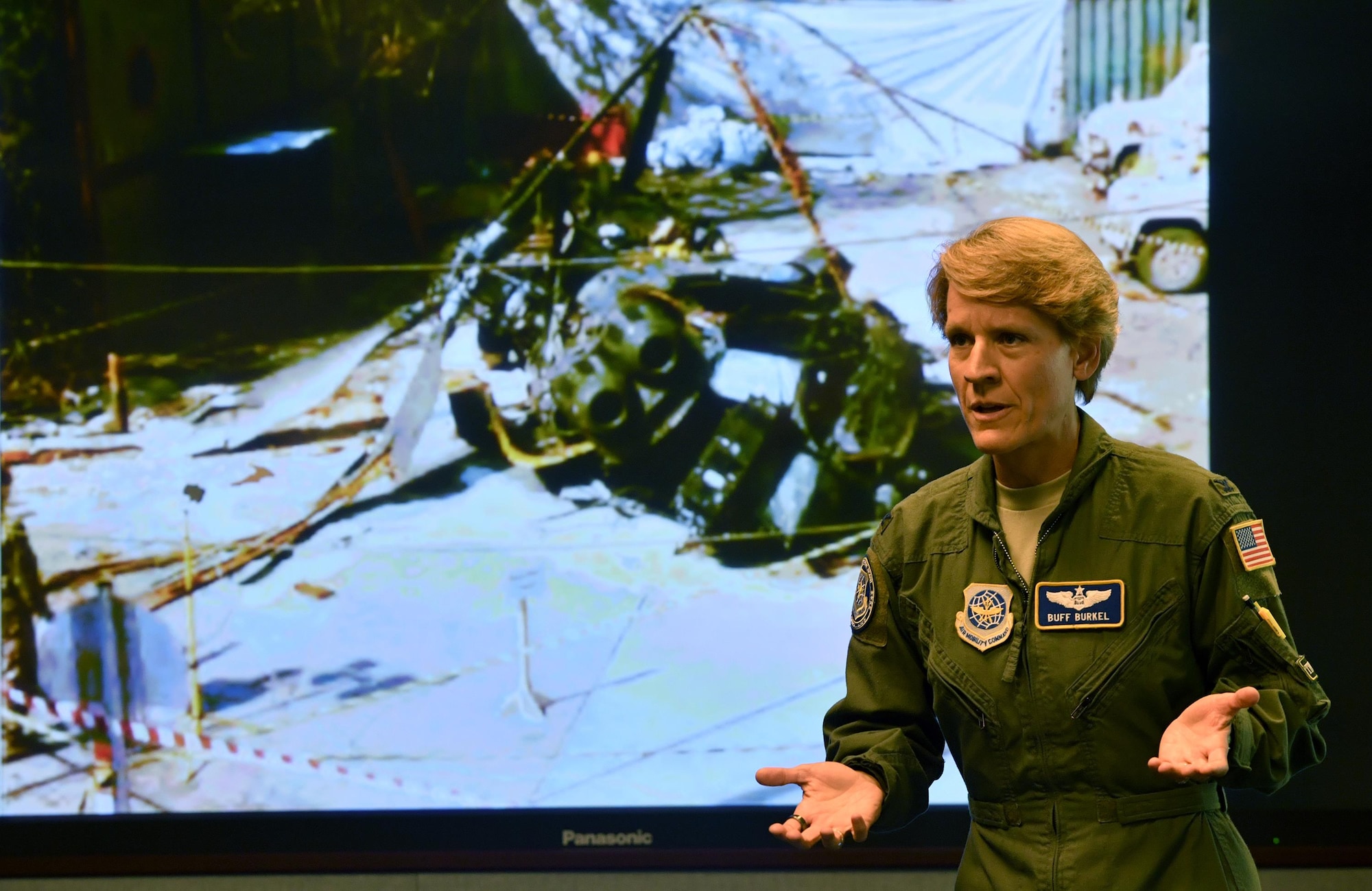 Col. Laurel Burkel, a C-130H Hercules navigator, survived a broken neck during a helicopter crash in Afghanistan, 2015. She tells her story to a group of writers from various publications during the “Real Airmen, Real Stories” portion of the Air Force’s third annual Magazine Day at the Pentagon in Washington, D.C., June 21, 2017. (U.S. Air Force photo/Wayne A. Clark)