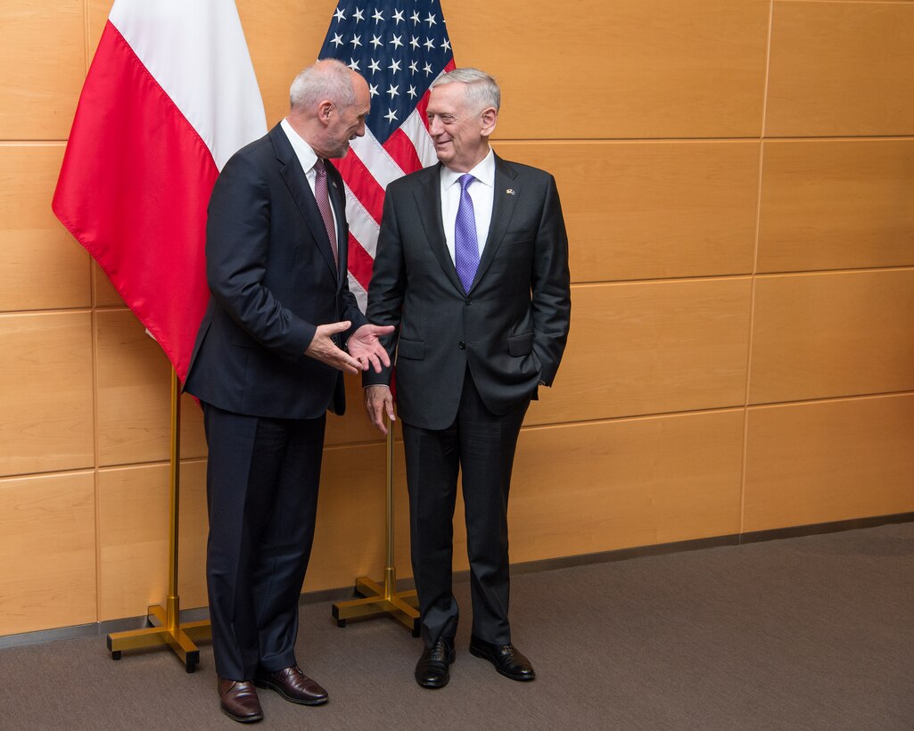 Defense Secretary Jim Mattis, right, meets with Polish Defense Minister Antoni Macierewicz at NATO headquarters in Brussels, June 29, 2017. DoD photo by Air Force Staff Sgt. Jette Carr