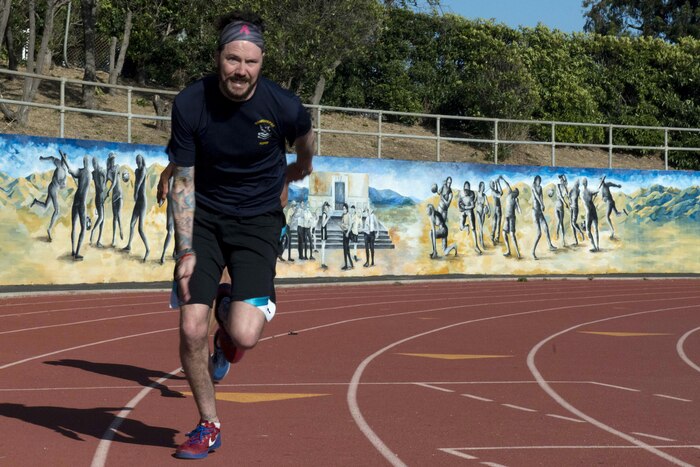 Retired Navy Petty Officer 1st Class Ryan Shannon prepares for a track and field event during the Navy and Coast Guard Wounded Warrior Training Camp, Port Hueneme, Calif., May 11, 2017. Navy photo by Petty Officer 3rd Class Taylor Stinson
